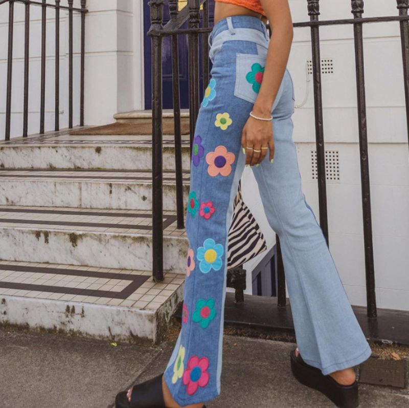 Damejeans Colorblock Sidebroderi Blomster Højtaljede Bootcut Bukser