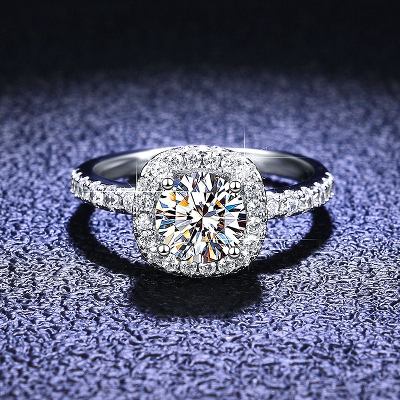 S925 Sterling Sølv Forgyldt Pt950 Guld Kvinde 1 Karat Moissanite Diamantring Firkløret Firkantet Taske Ring
