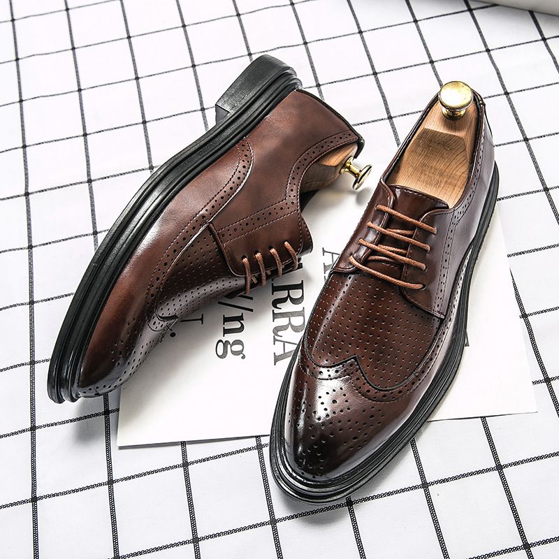 Stor Størrelse 46 Brogue Sko Udskårne Herresko Sommer Hule Åndbare Hår Stylist Trend Business Casual Sko