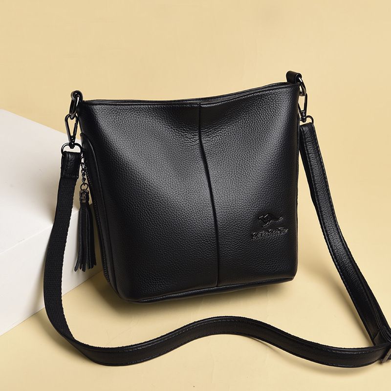 Kænguru Læder Kvast Bucket Bag 2023 Kvinders Diagonal Skuldertaske Fashion Fan Xiao Stitching Temperament Dametaske